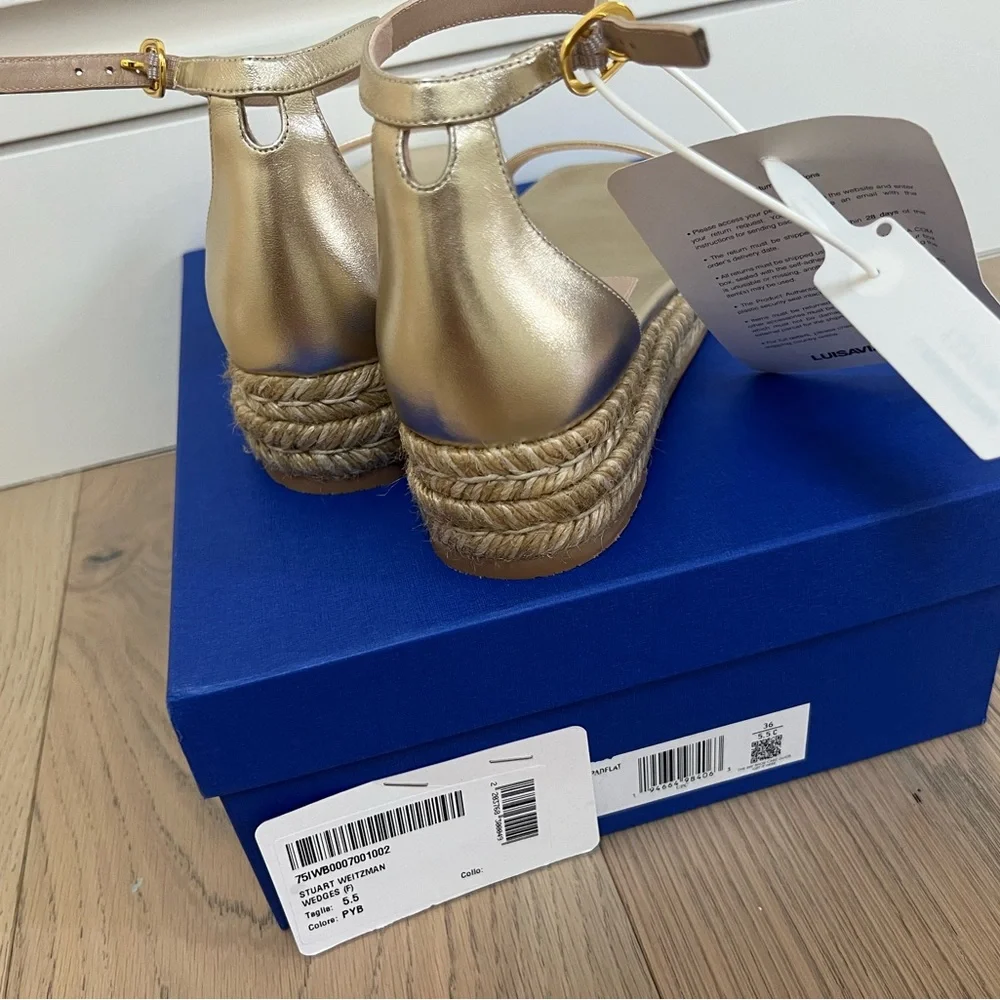 Stuart Weitzman brand new